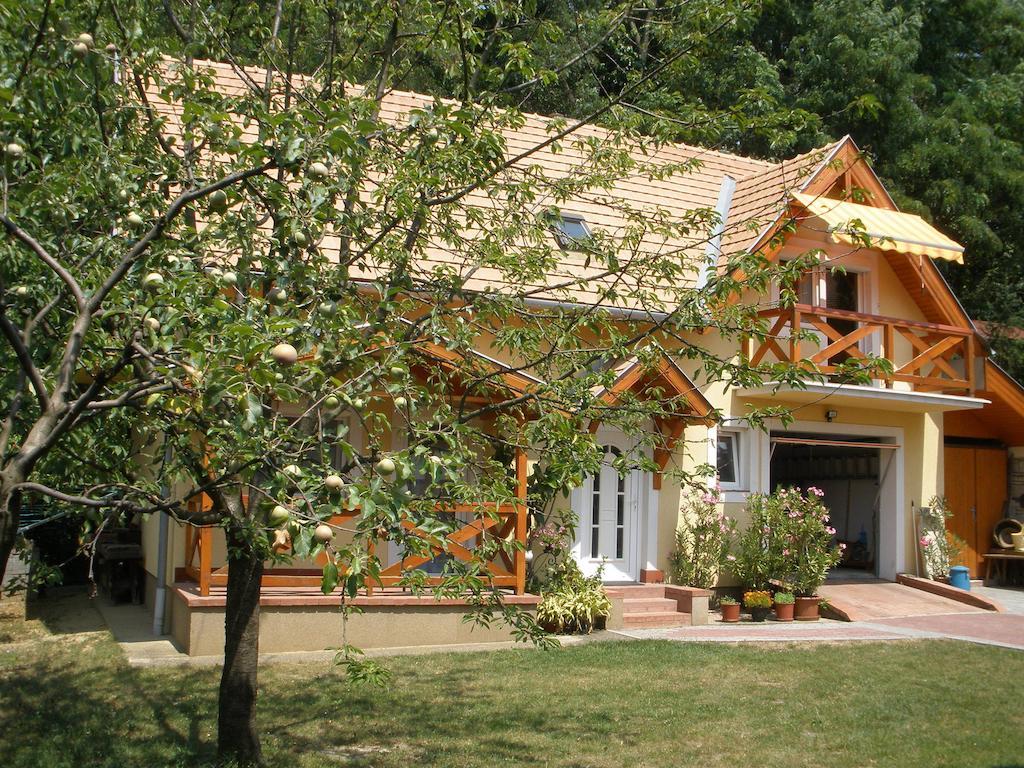 Mirtill Apartmanház Hévíz Exteriér fotografie